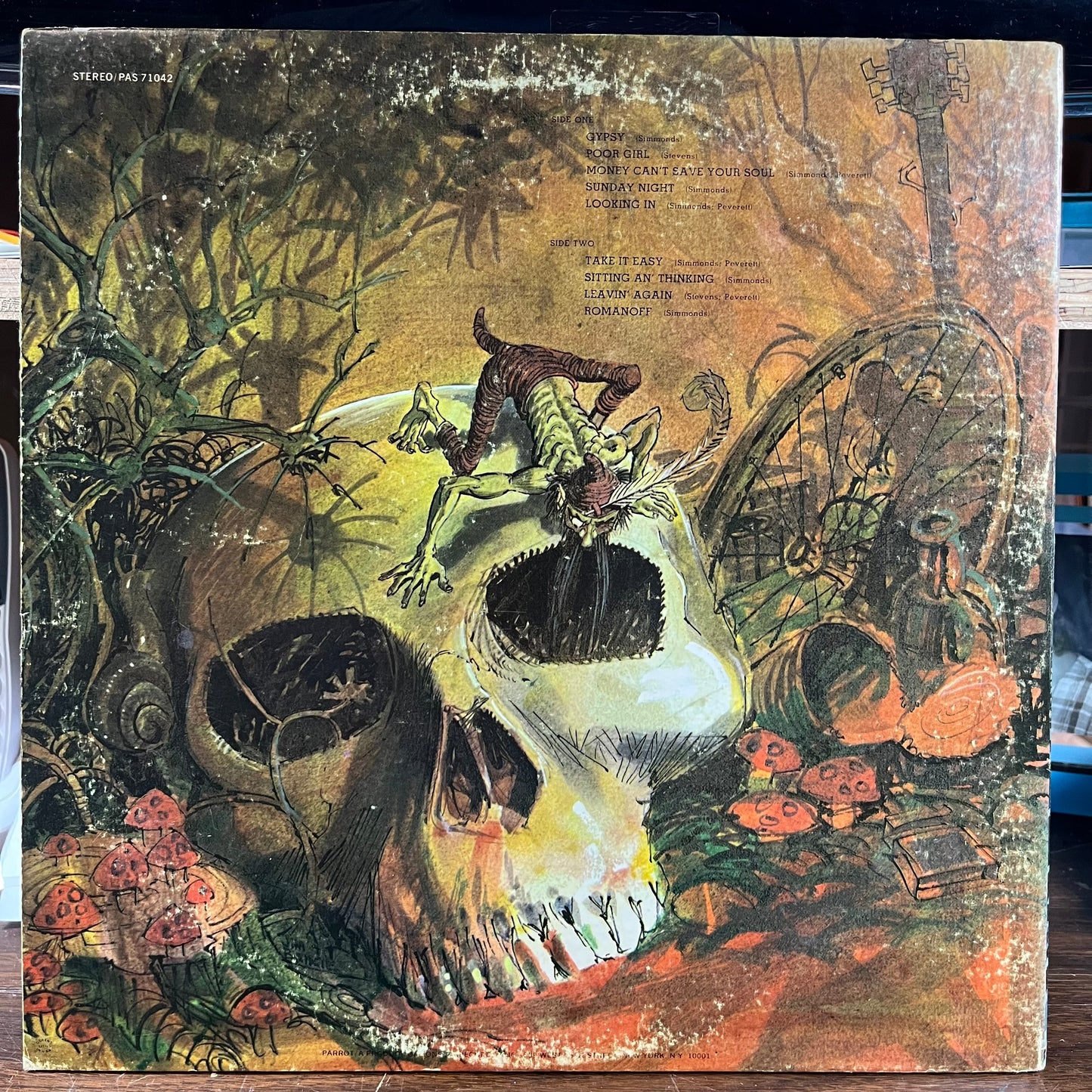 Looking In (VINYL) | Very Good Plus (VG+) Very Good Plus (VG+) Get Cheap Vinyl