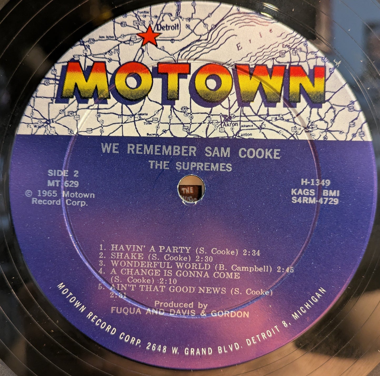 We Remember Sam Cooke (VINYL) | Very Good Plus (VG+) Very Good Plus (VG+) Get Cheap Vinyl