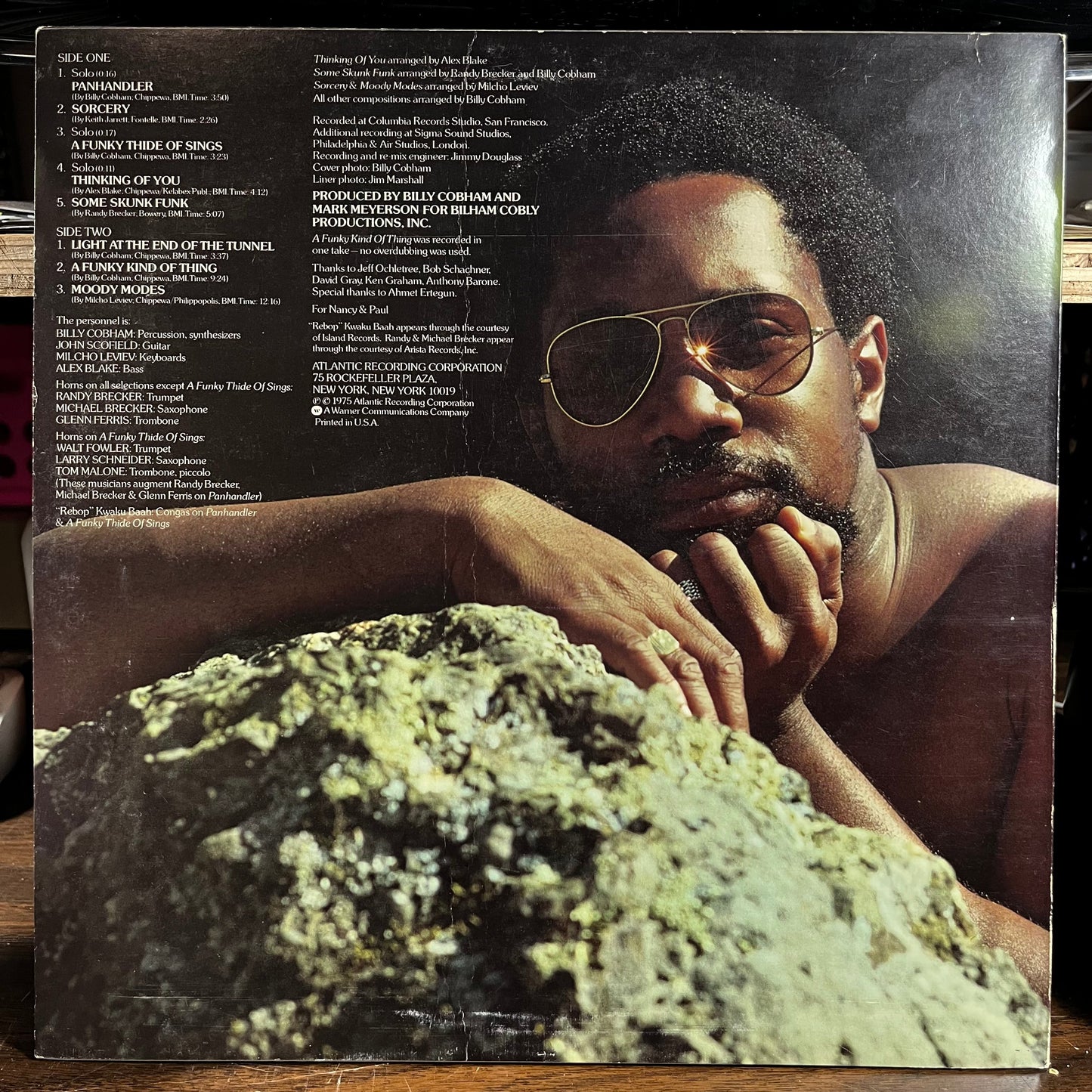 A Funky Thide Of Sings (VINYL) | Near Mint- (NM-) Excellent+ (EX+) Get Cheap Vinyl