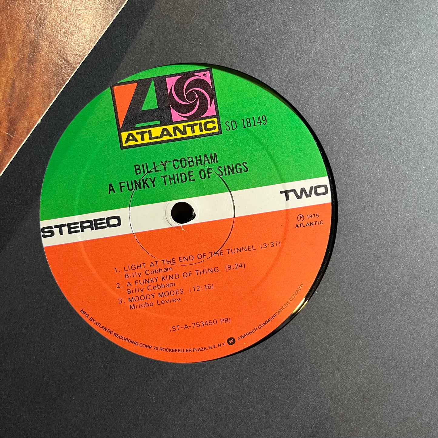 A Funky Thide Of Sings (VINYL) | Near Mint- (NM-) Excellent+ (EX+) Get Cheap Vinyl