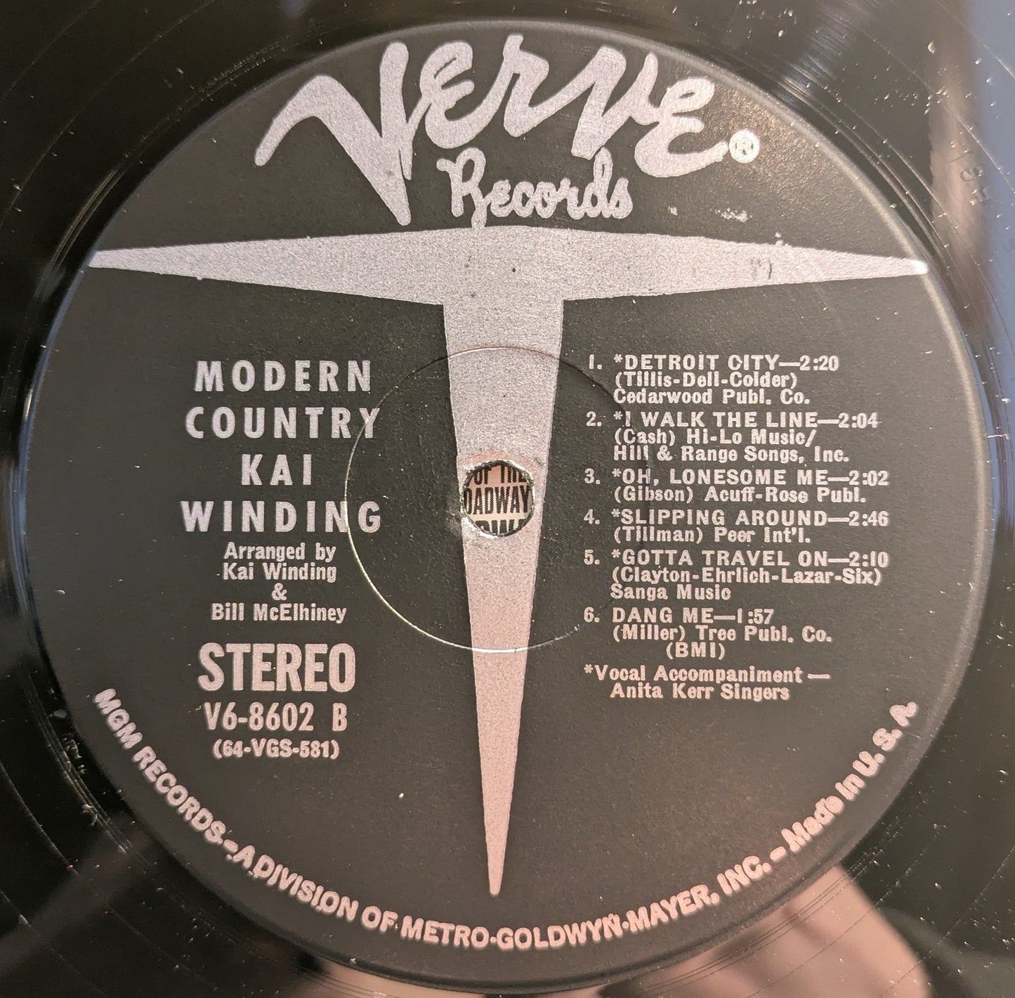 Modern Country (VINYL) | Near Mint (NM) Near Mint (NM) Get Cheap Vinyl