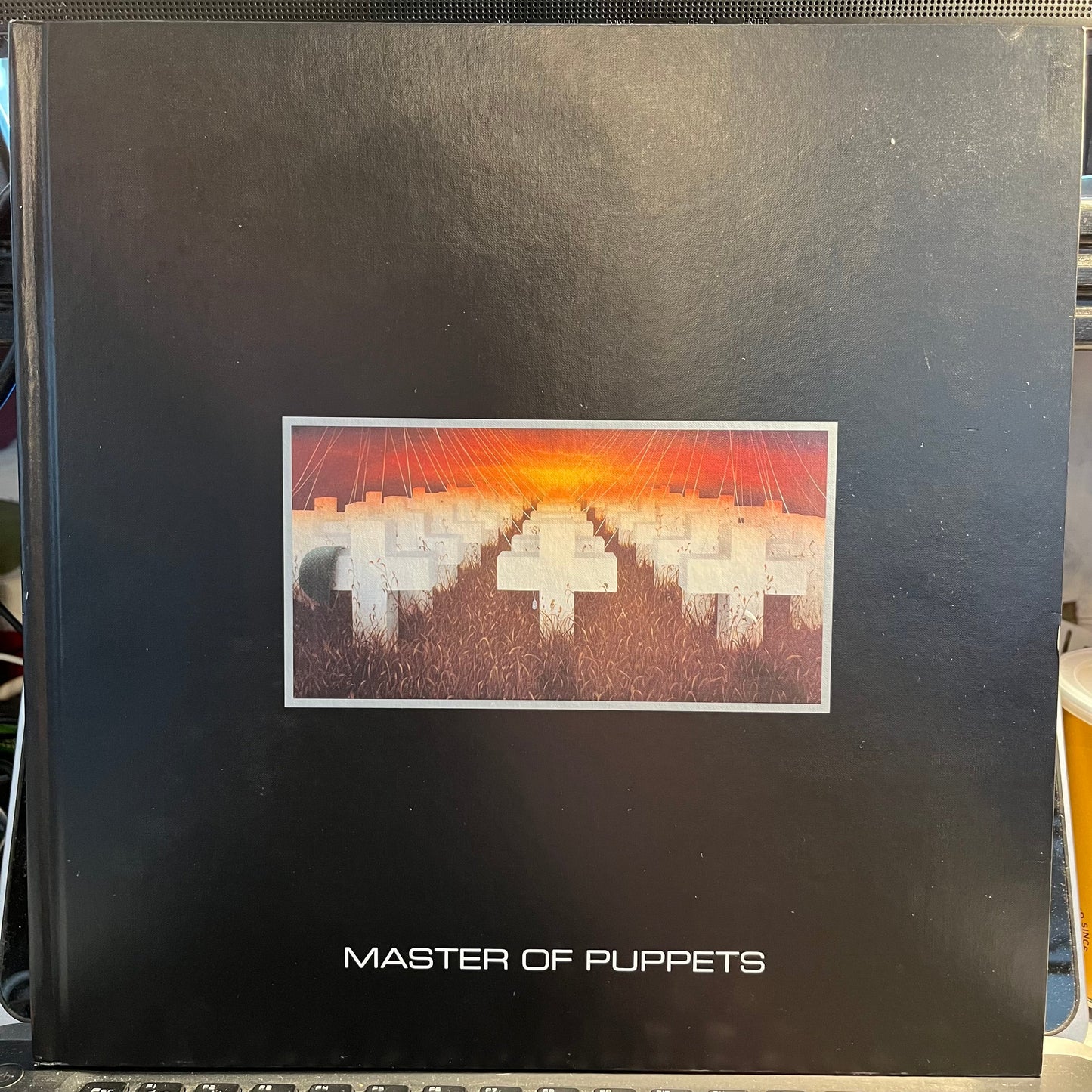 Master Of Puppets (Box Set BOOK ONLY) | Mint (M) Mint (M) Get Cheap Vinyl