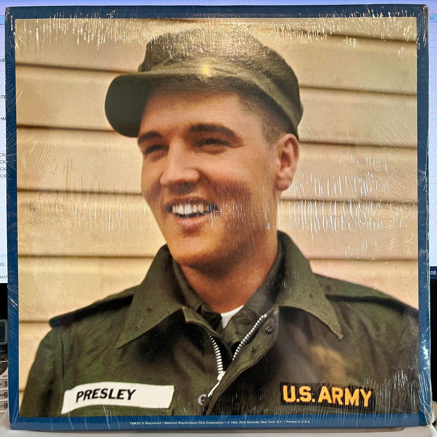 Elvis Is Back! *1977/BLACK LABEL* | Mint (M) Near Mint (NM) Get Cheap Vinyl
