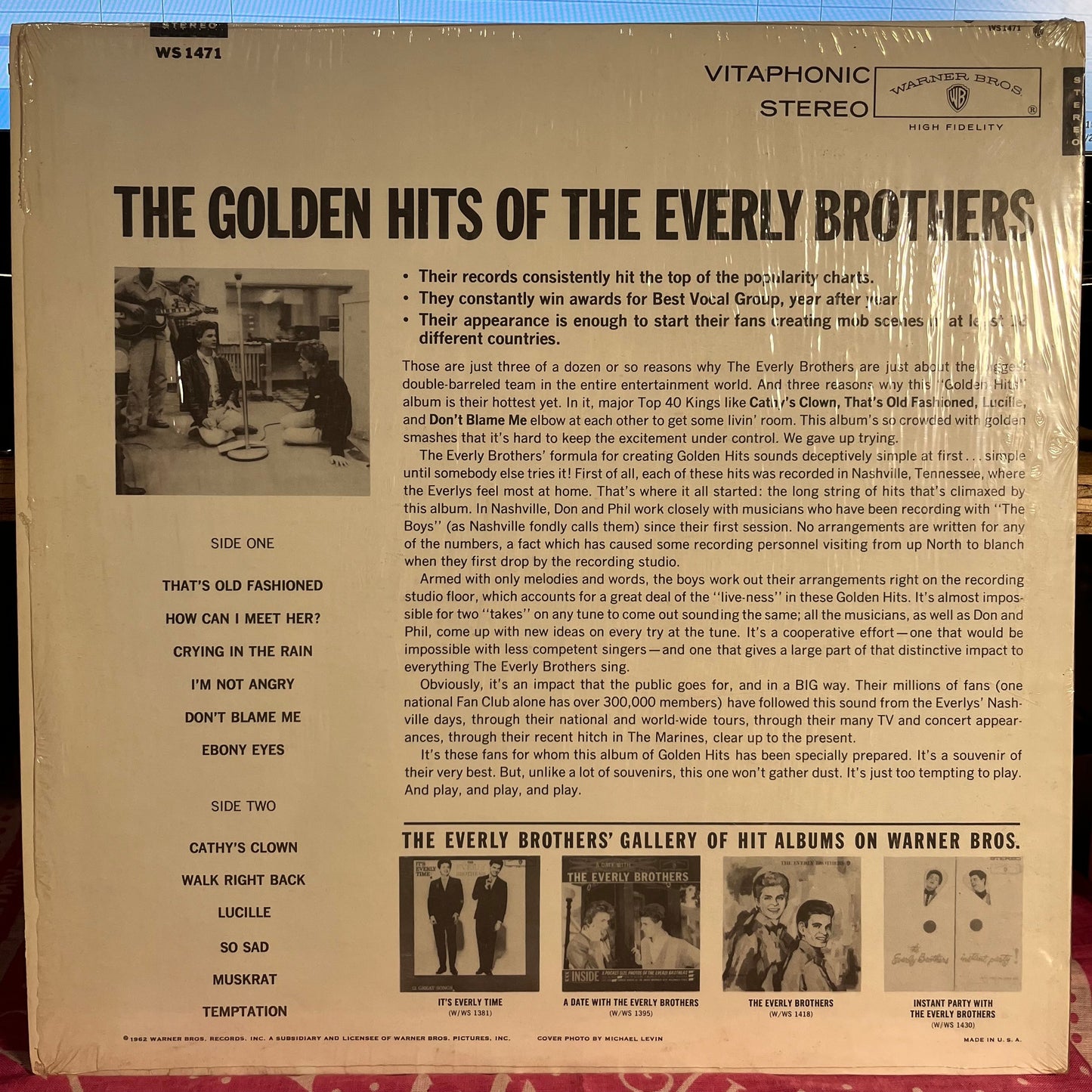 The Golden Hits Of The Everly Brothers *SHRINK / WINCHESTER* | Near Mint (NM) Near Mint (NM) Get Cheap Vinyl