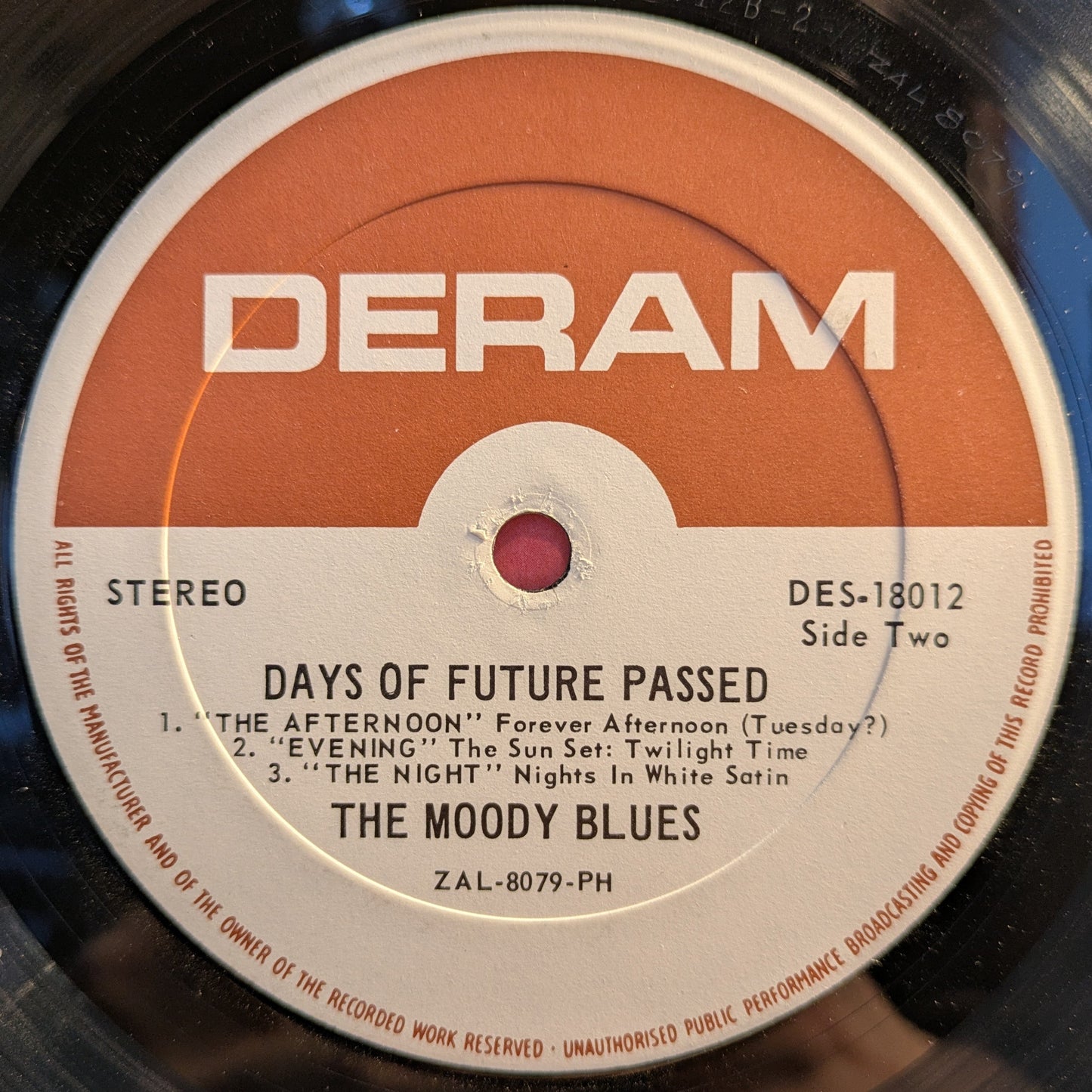 Days Of Future Passed (VINYL) | Very Good Plus (VG+) Excellent+ (EX+) Get Cheap Vinyl