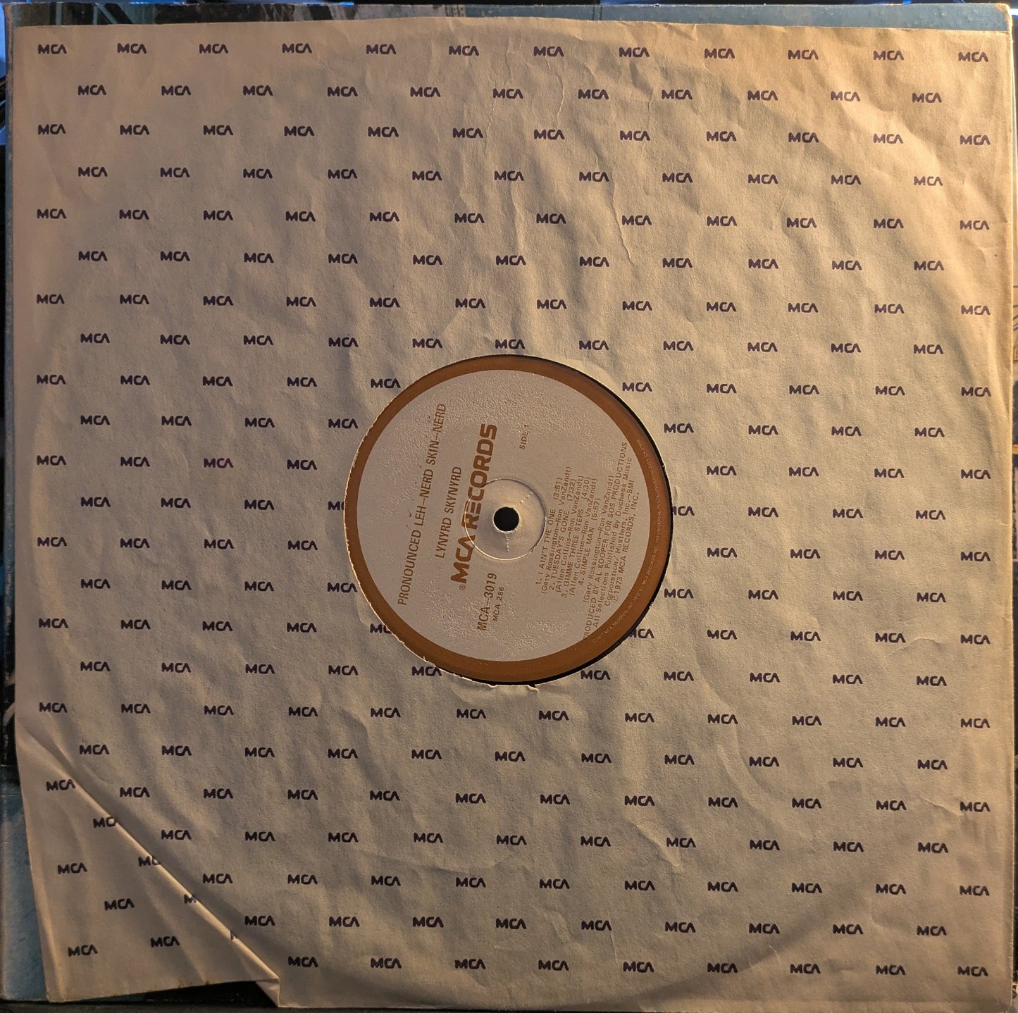 (Pronounced 'Lĕh-'nérd 'Skin-'nérd) (VINYL) | Very Good (VG) Very Good Plus (VG+) Get Cheap Vinyl