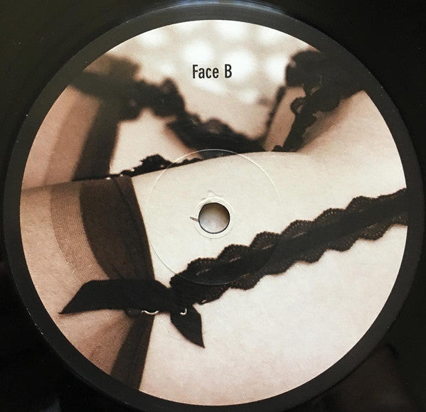 Musique Classée X | Mint (M) Mint (M) Get Cheap Vinyl