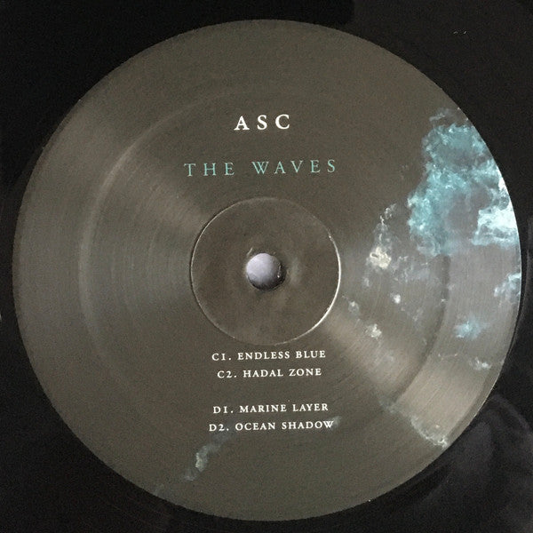 The Waves | Mint (M) Mint (M) Get Cheap Vinyl