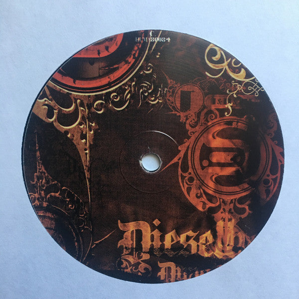 The Dungeonmaster's Guide | Very Good Plus (VG+) Near Mint (NM) Get Cheap Vinyl