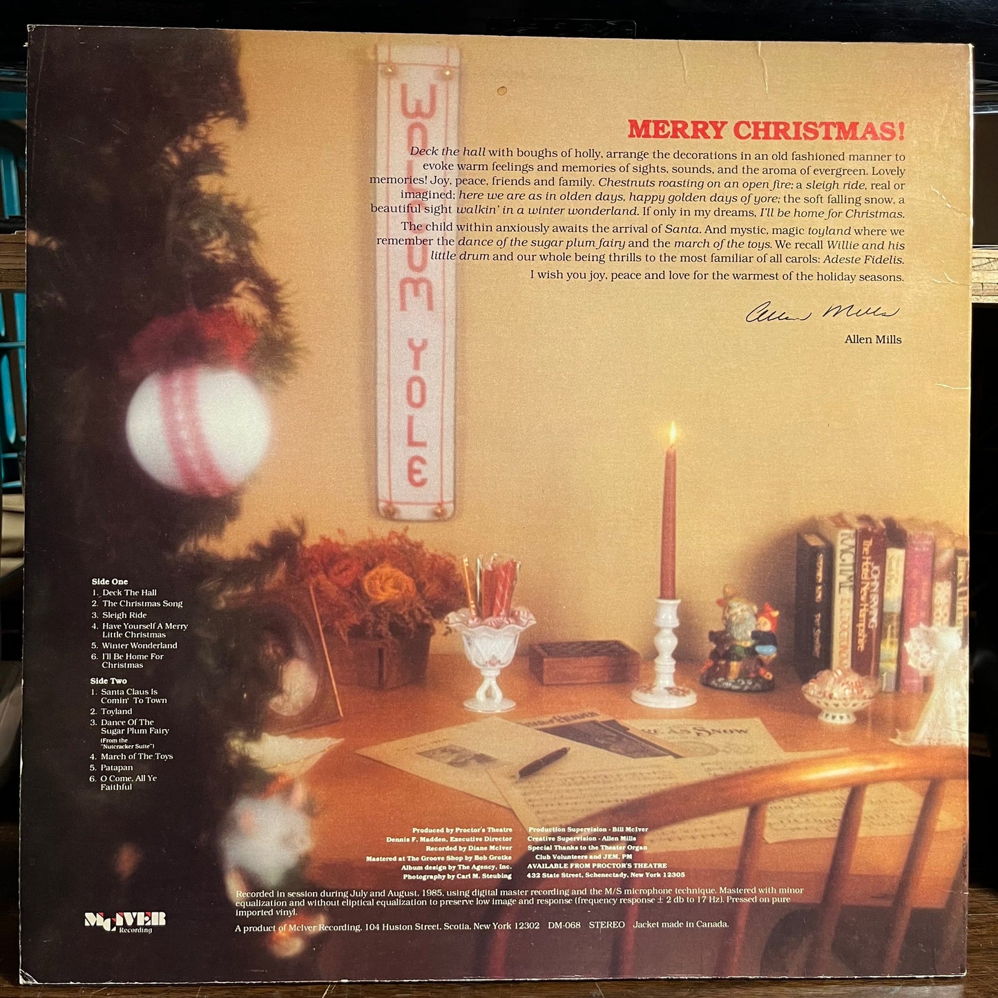 An Old Fashioned Christmas - Proctor's Schenectady (VINYL) | Near Mint (NM or M-) Near Mint (NM or M-) Get Cheap Vinyl