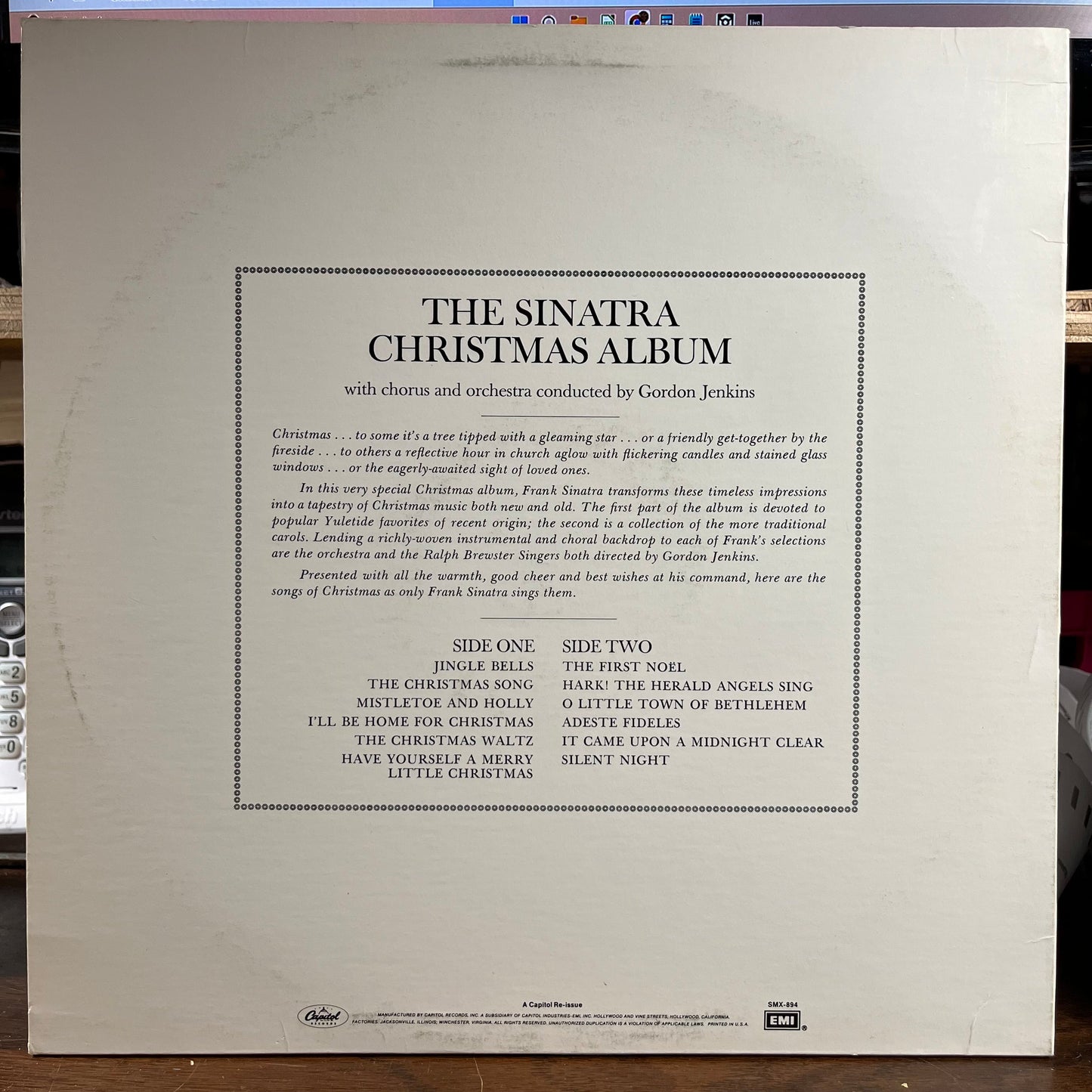 The Sinatra Christmas Album (VINYL) | Near Mint (NM) Near Mint- (NM-) Get Cheap Vinyl