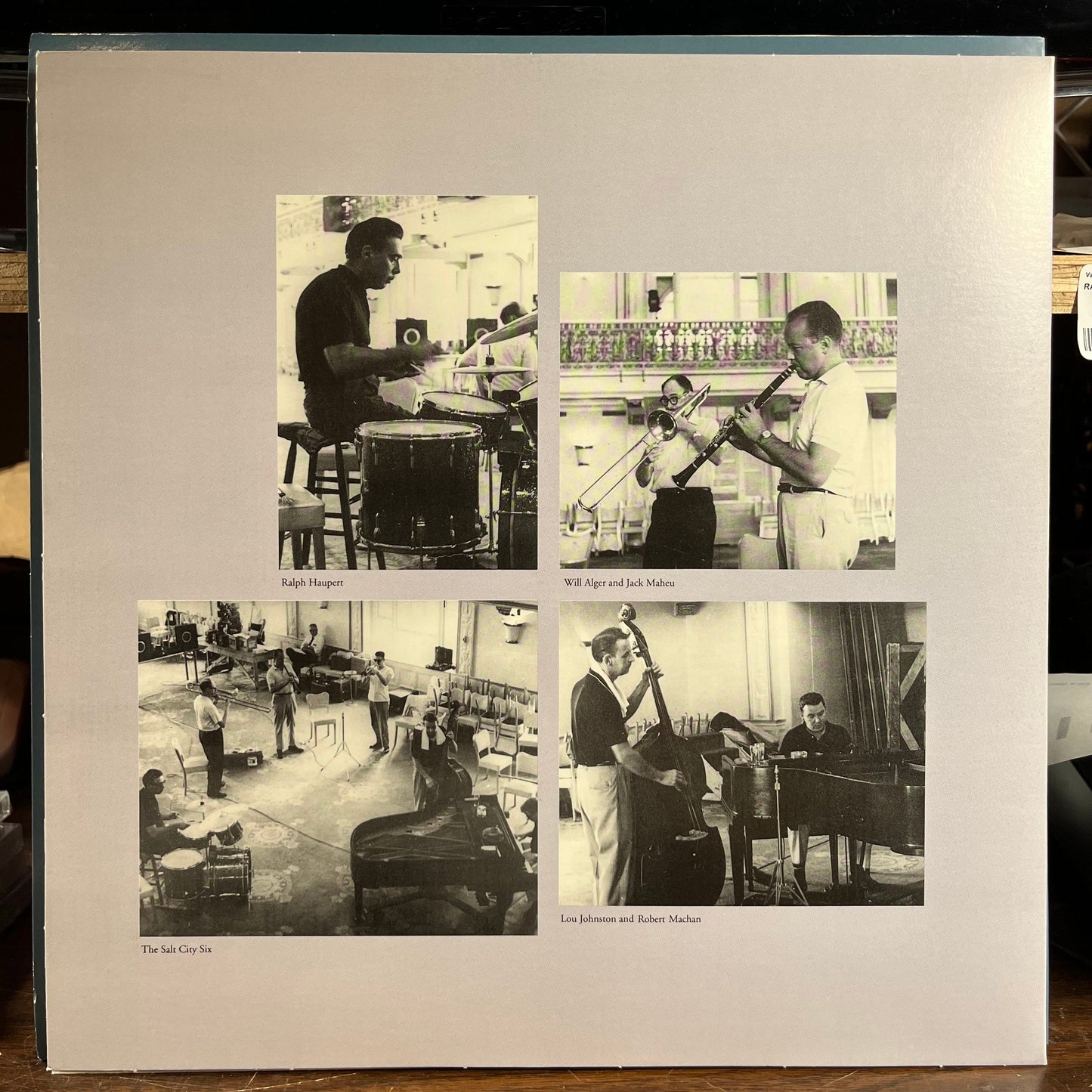 Salt City Six Plays The Classics In Dixieland (VINYL) | Near Mint (NM) Near Mint (NM) Get Cheap Vinyl