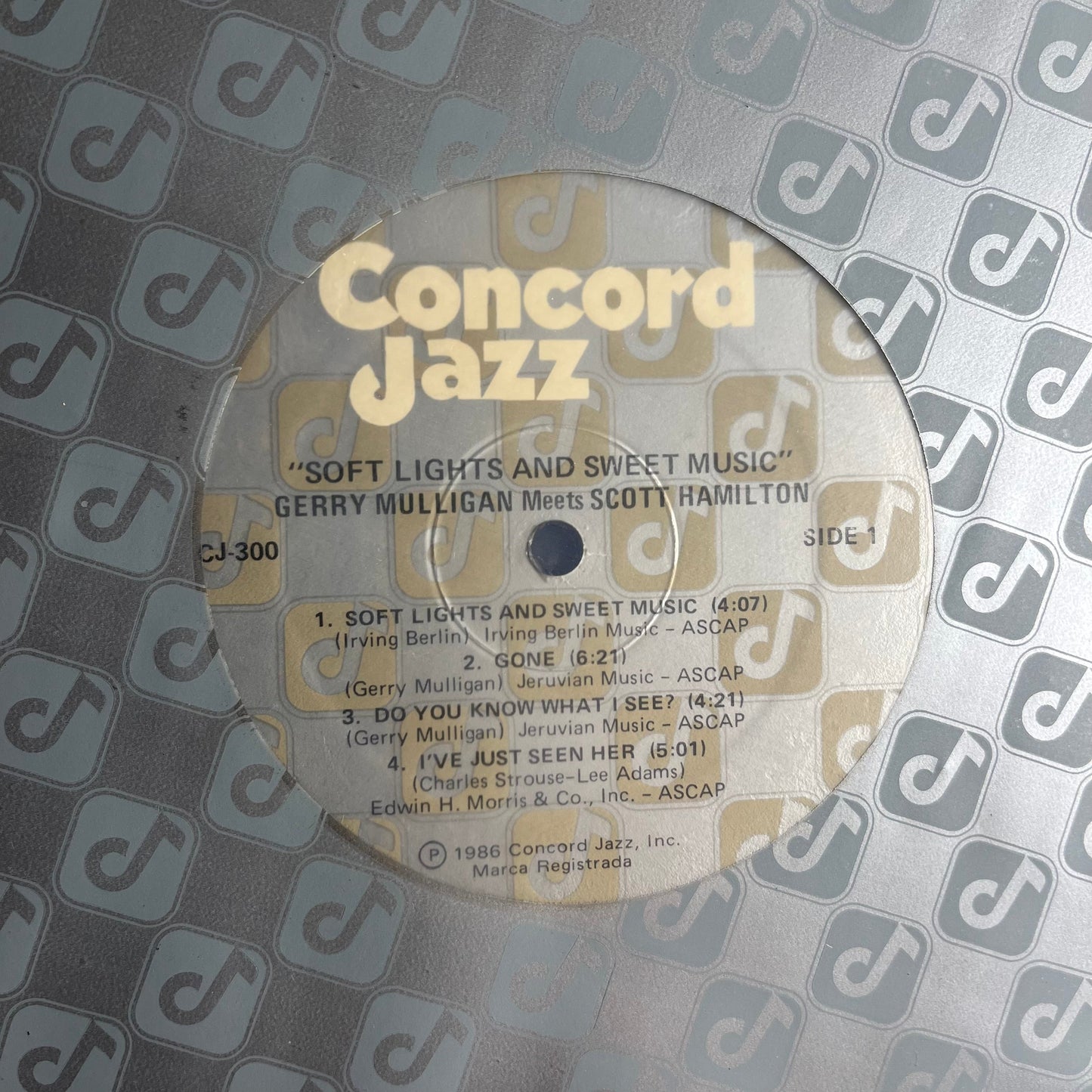 Soft Lights & Sweet Music | Near Mint (NM) Mint (M) Get Cheap Vinyl