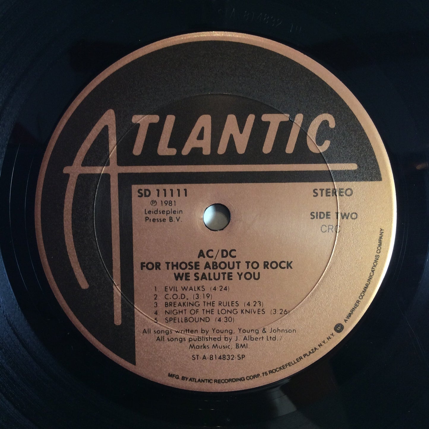For Those About To Rock (We Salute You) (VINYL) | Very Good Plus (VG+) Excellent (EX) Get Cheap Vinyl