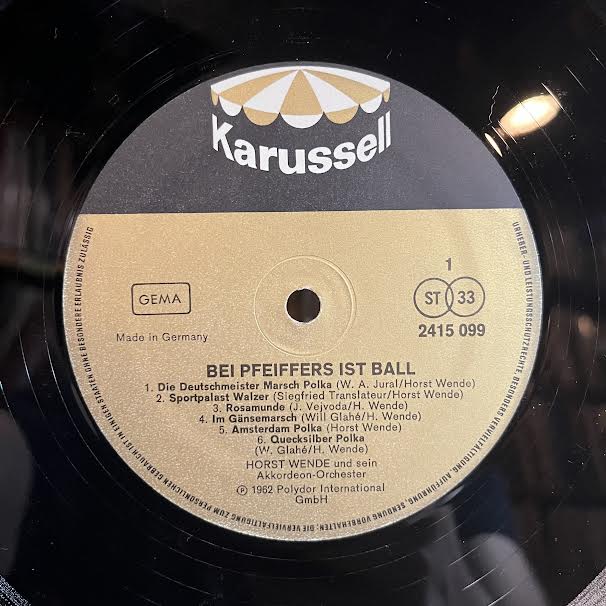 Bei Pfeiffers Ist Ball (VINYL) *GERMAN* | Near Mint- (NM-) Near Mint (NM or M-) Get Cheap Vinyl