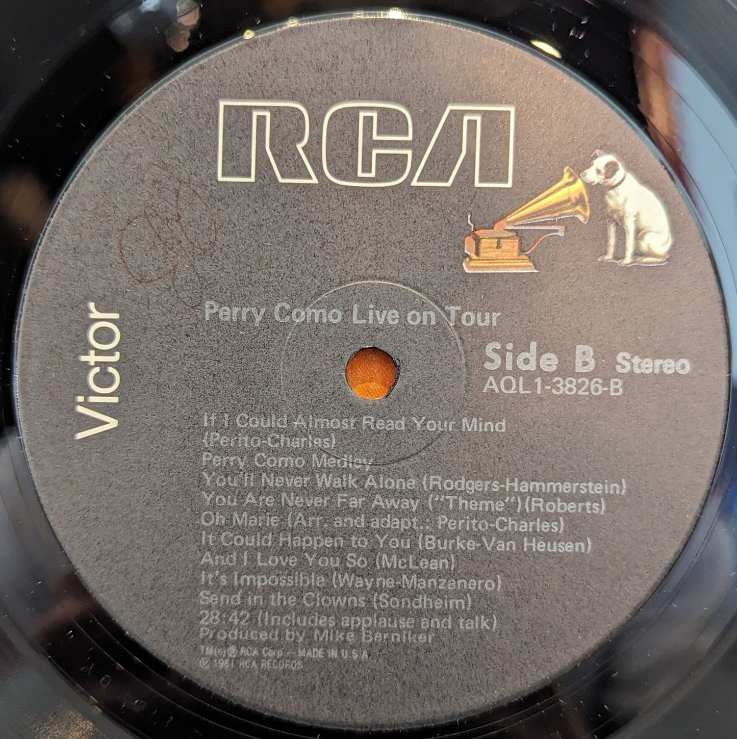 Perry Como Live On Tour | Near Mint (NM) Excellent (EX) Get Cheap Vinyl