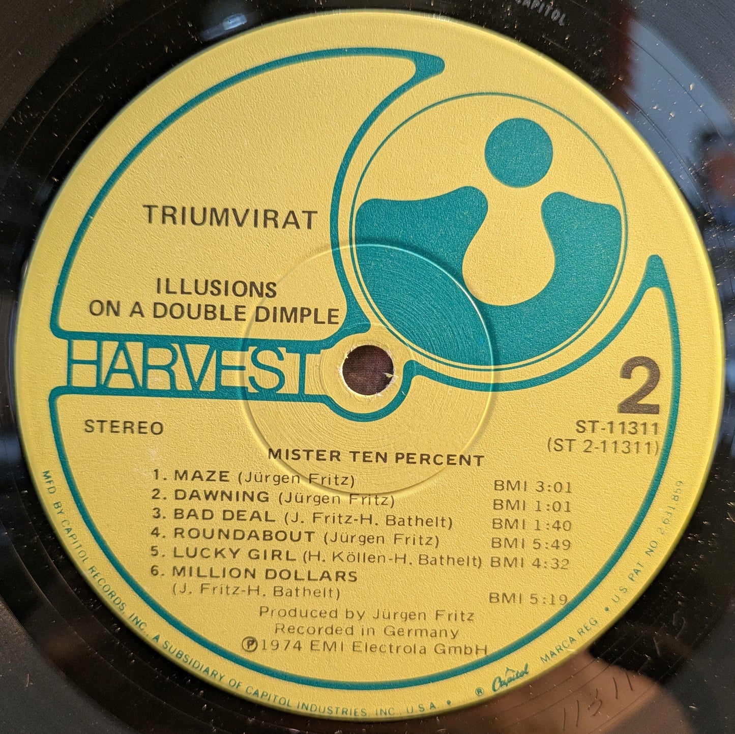 Illusions On A Double Dimple (VINYL) | Near Mint (NM) Excellent+ (EX+) Get Cheap Vinyl