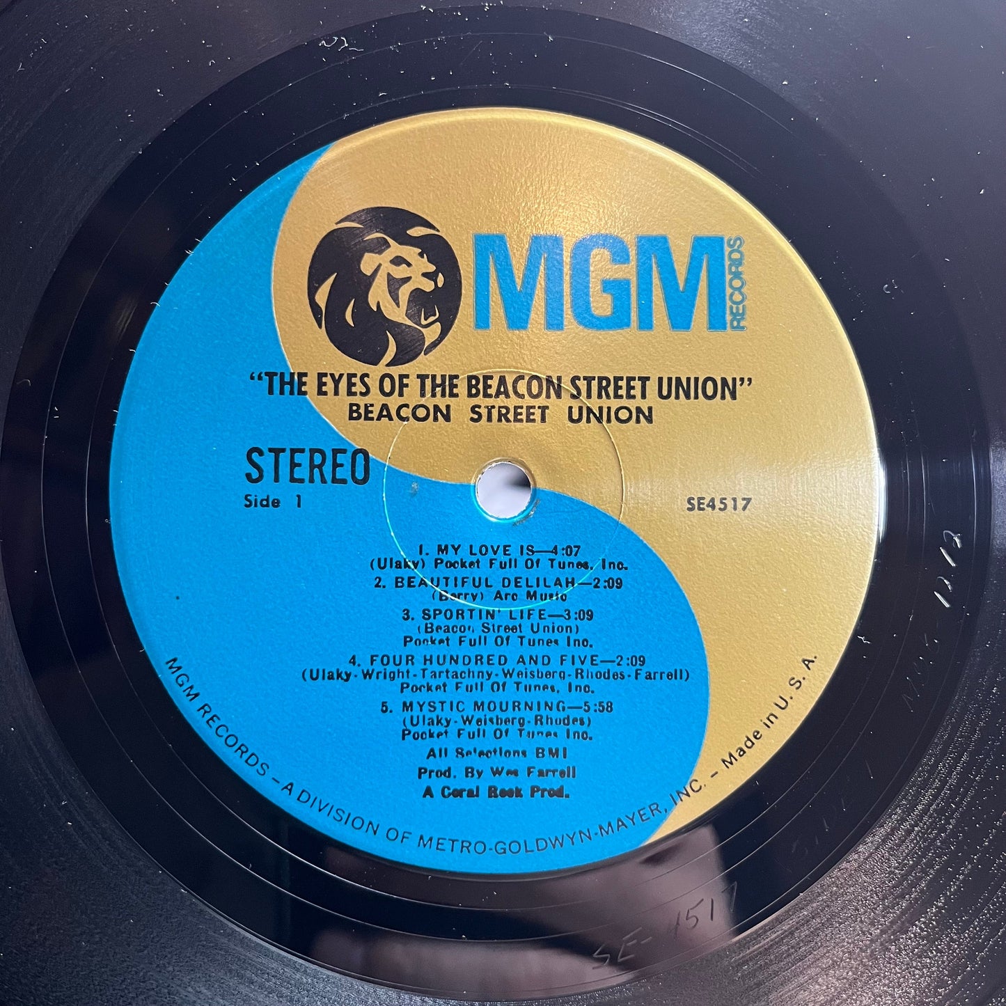 The Eyes Of The Beacon Street Union (VINYL) | Near Mint (NM) Near Mint (NM) Get Cheap Vinyl