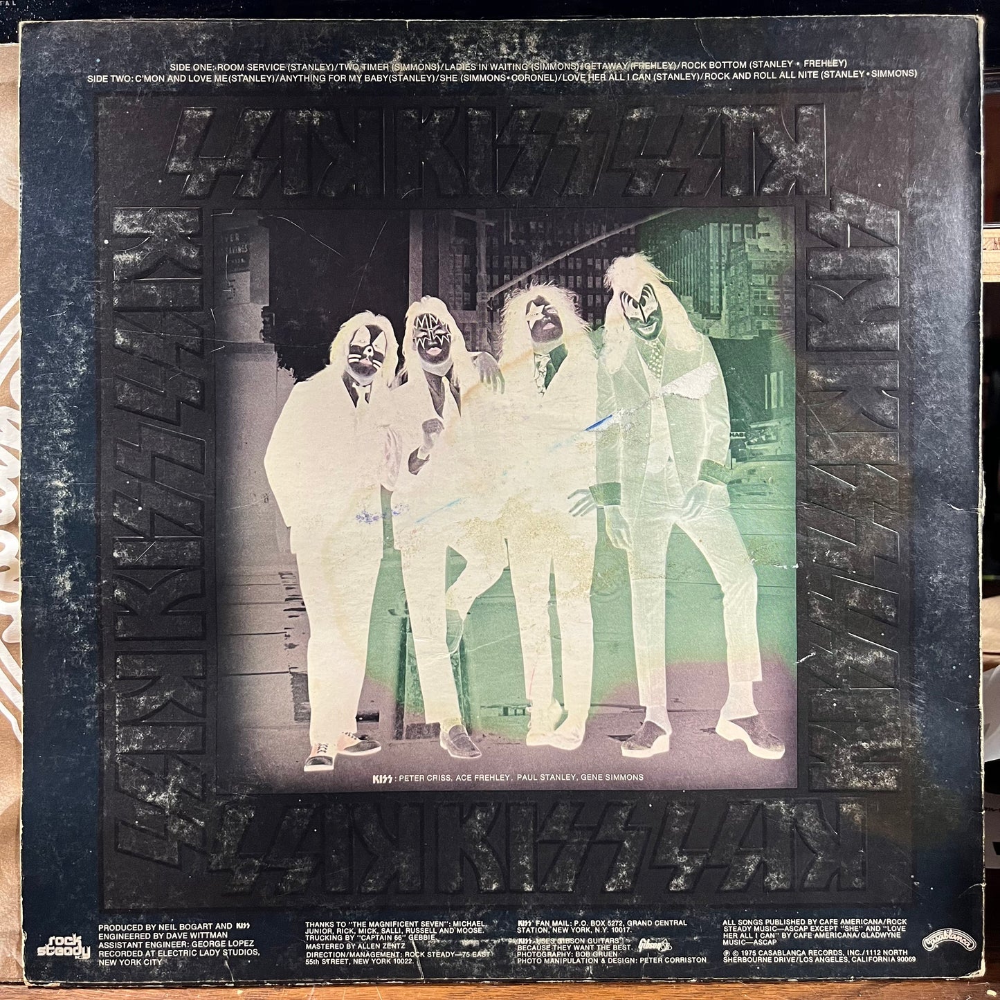 Dressed To Kill (VINYL) | Very Good Plus (VG+) Very Good (VG) Get Cheap Vinyl