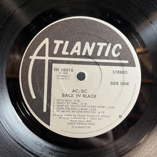 Back In Black (VINYL) | Very Good (VG) Very Good (VG) Get Cheap Vinyl