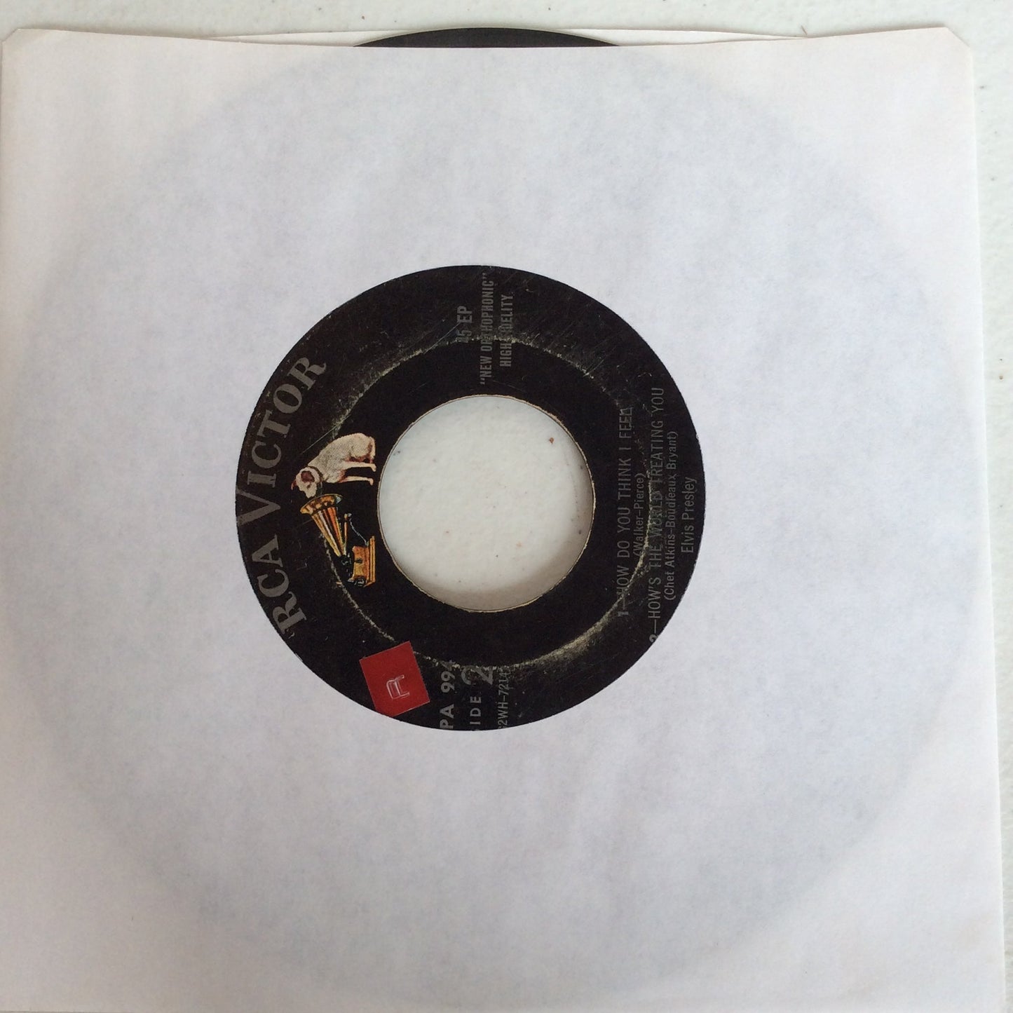 Strictly Elvis (7" VINYL) | Very Good (VG) Very Good Plus (VG+) Get Cheap Vinyl
