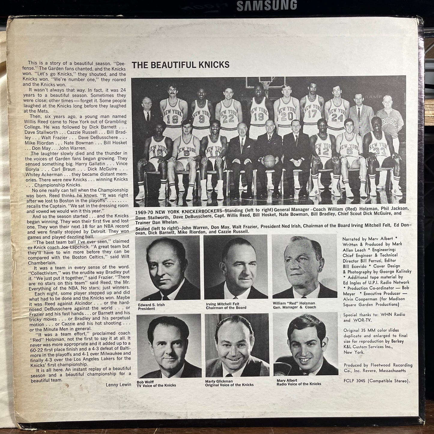 New York's Knicks (LP) | Very Good Plus (VG+) Very Good Plus (VG+) Get Cheap Vinyl
