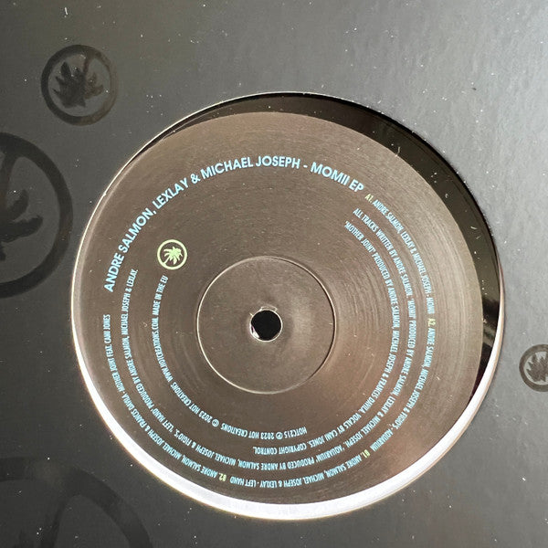 Momii EP | Mint (M) Mint (M) Get Cheap Vinyl