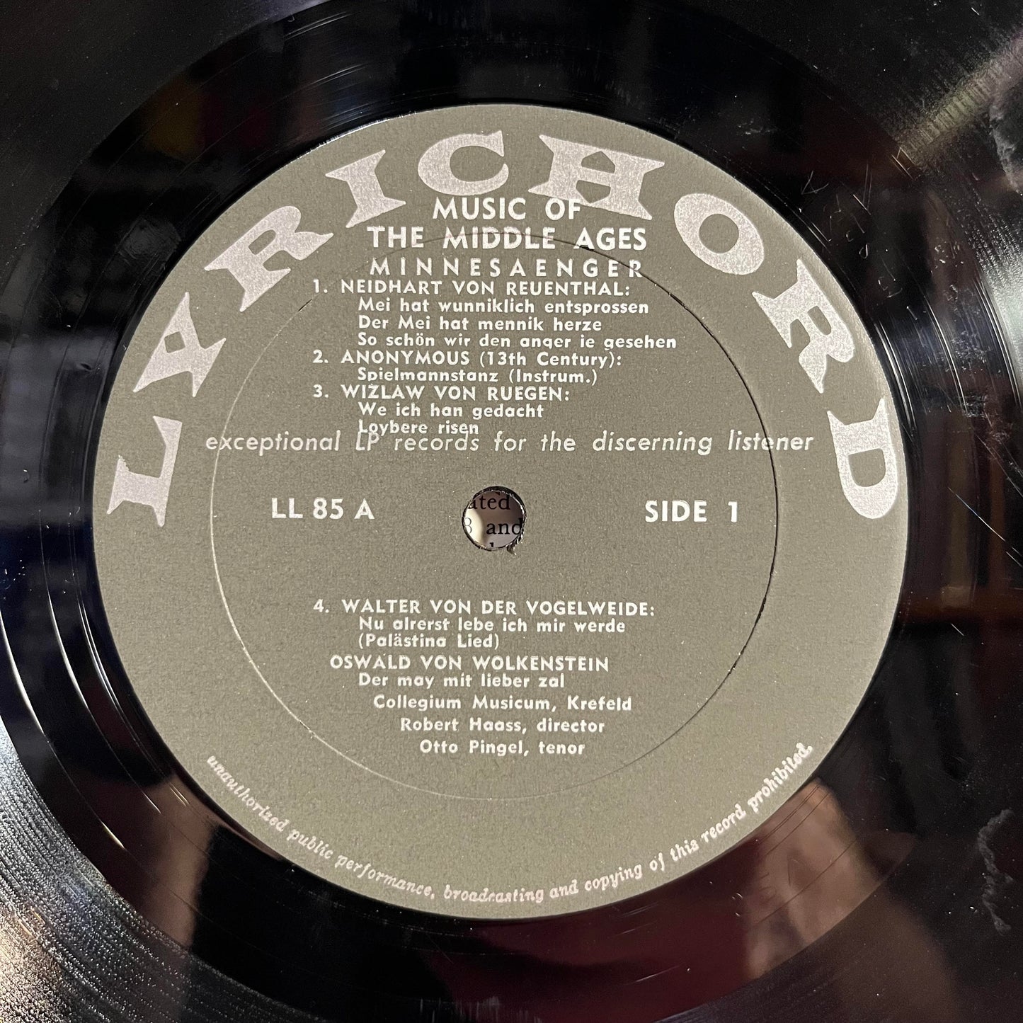 Music Of The Middle Ages | Excellent (EX) Near Mint (NM) Get Cheap Vinyl