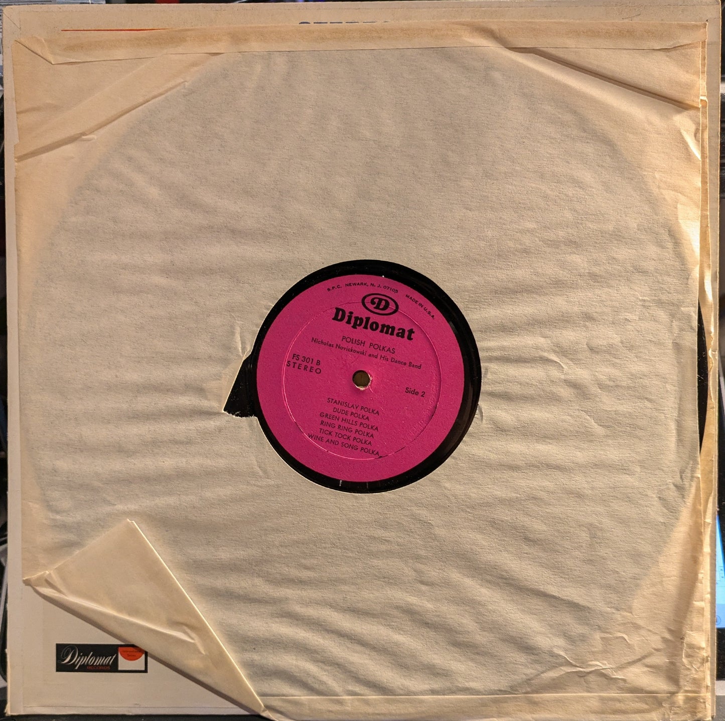 Most Famous Polish Polkas By Nicholas Novickowski And His Dance Band | Very Good Plus (VG+) Very Good Plus (VG+) Get Cheap Vinyl